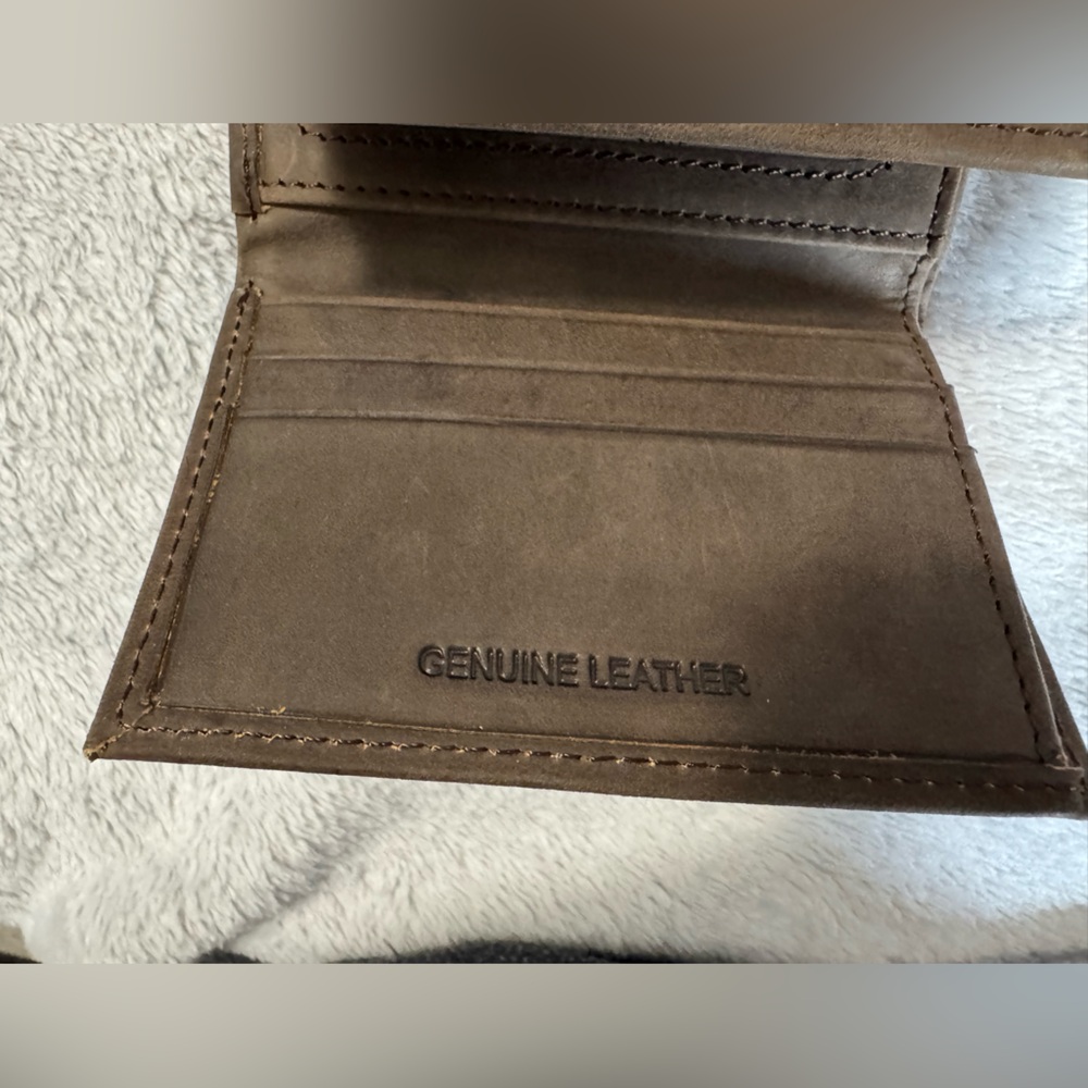St. Louis Cardinals Tri-Fold Leather Wallet - Brown - Picture 5 of 11